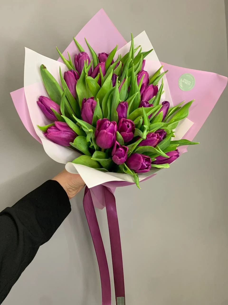 Bukiet fioletowych tulipanów z dostawą niska cena Grodzisk Mazowiecki