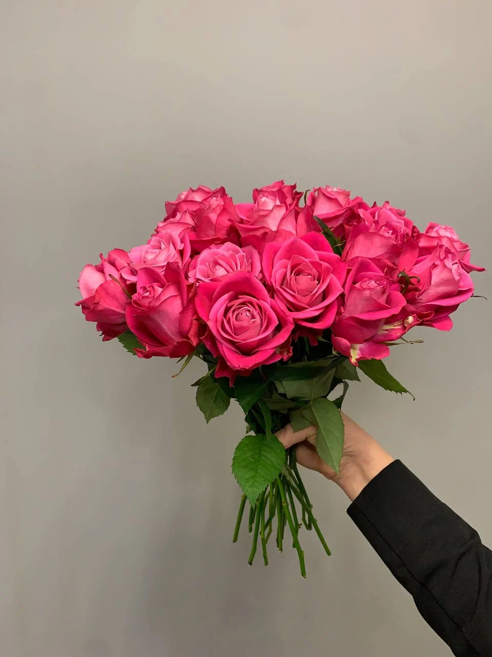 Bukiet róż – doskonała harmonia koloru i formy