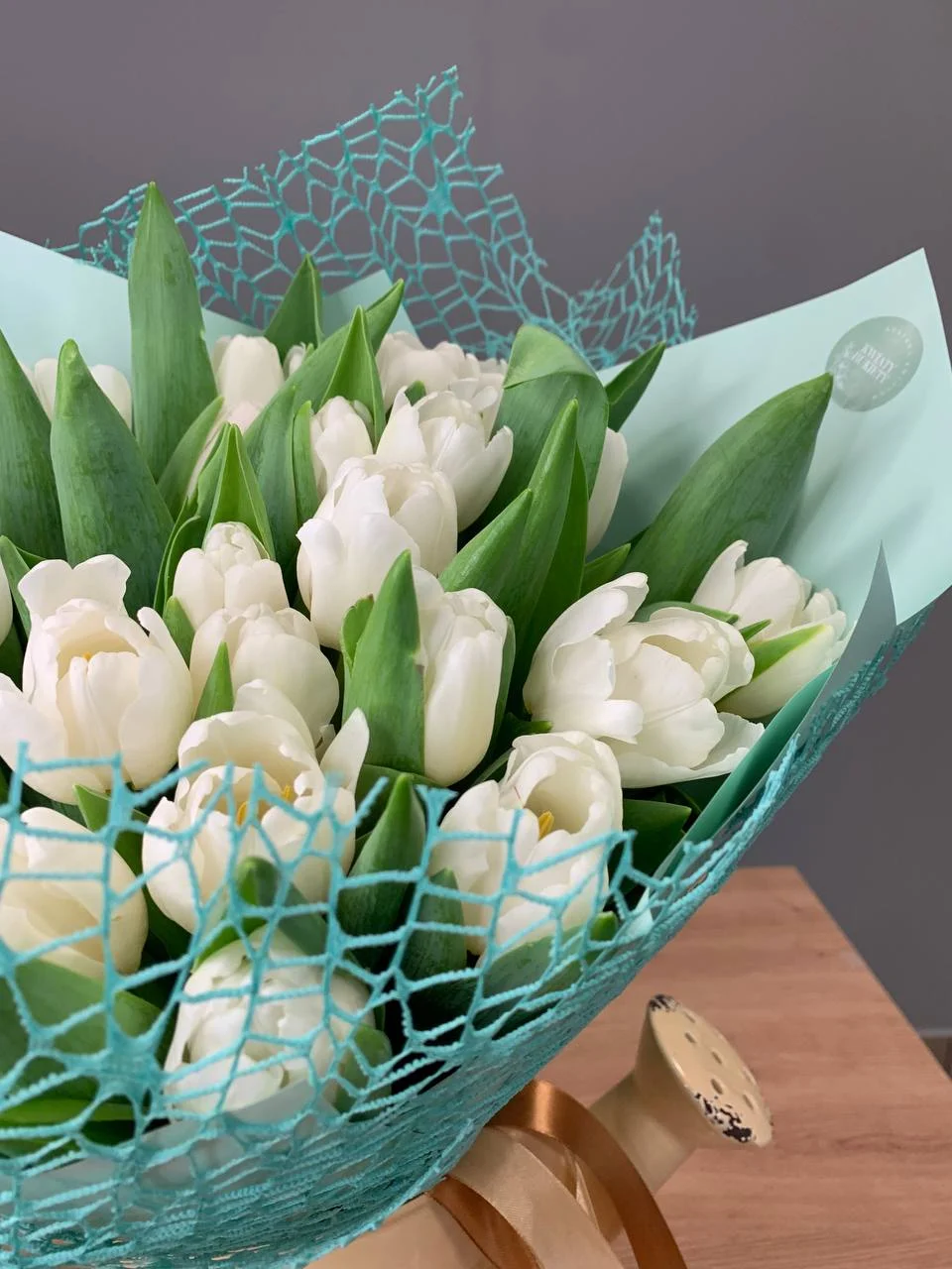 Bukiet białych tulipanów z dostawą niska cena Grodzisk Mazowiecki