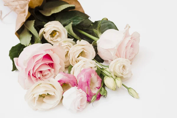 Z jakiego powodu warto wysyłać kwiaty bez okazji?