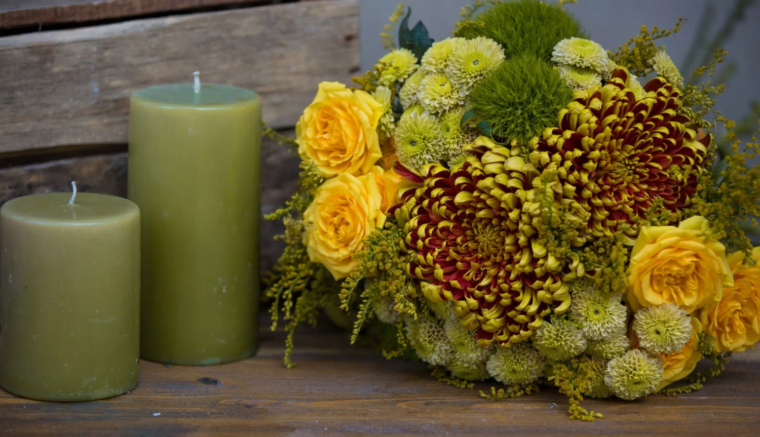 Naturalne kwiaty na Wszystkich Świętych – jak tworzyć kompozycje z sercem
