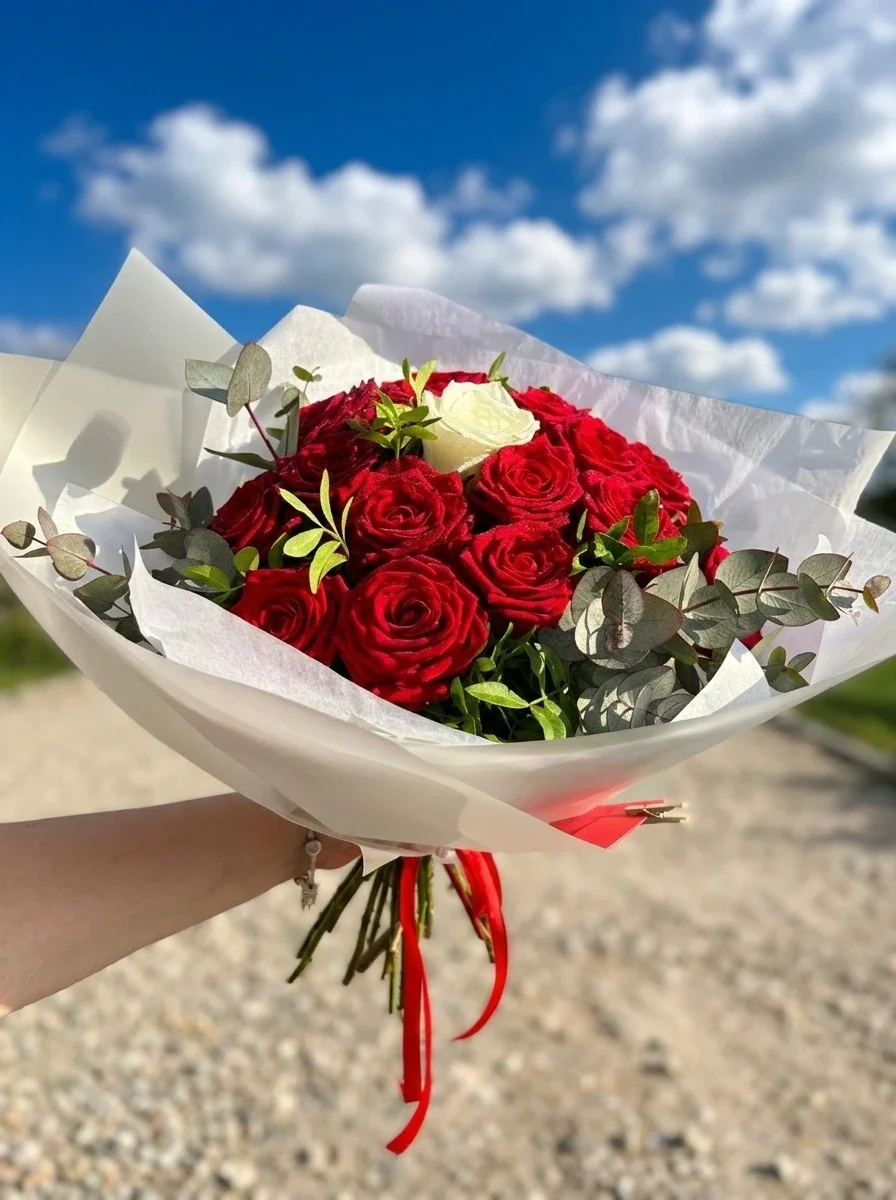 Bukiet Jedyna i Niepowtarzalna na 8 marca